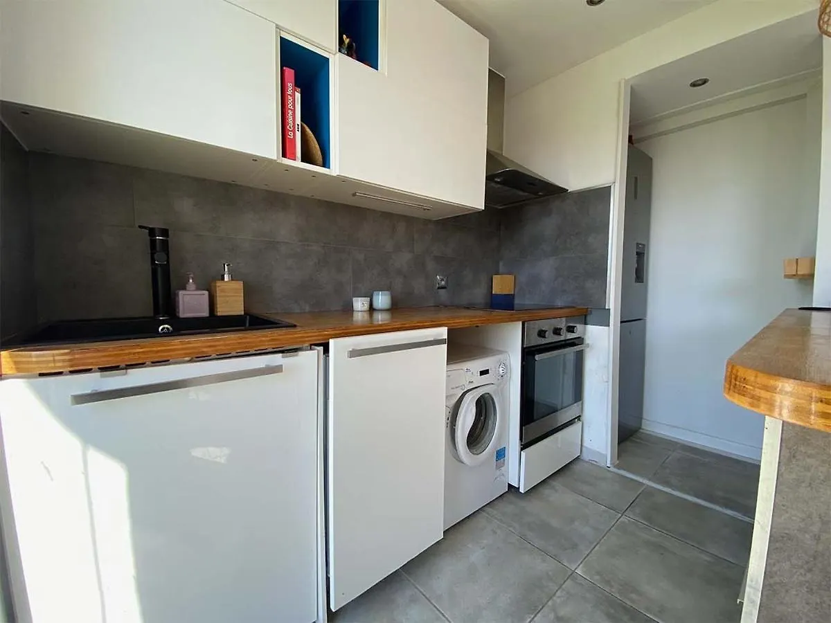 Vuemer Bandol - Grande Terrasse De 45M2 Vue Mer Piscine Parking 0*,  Francie